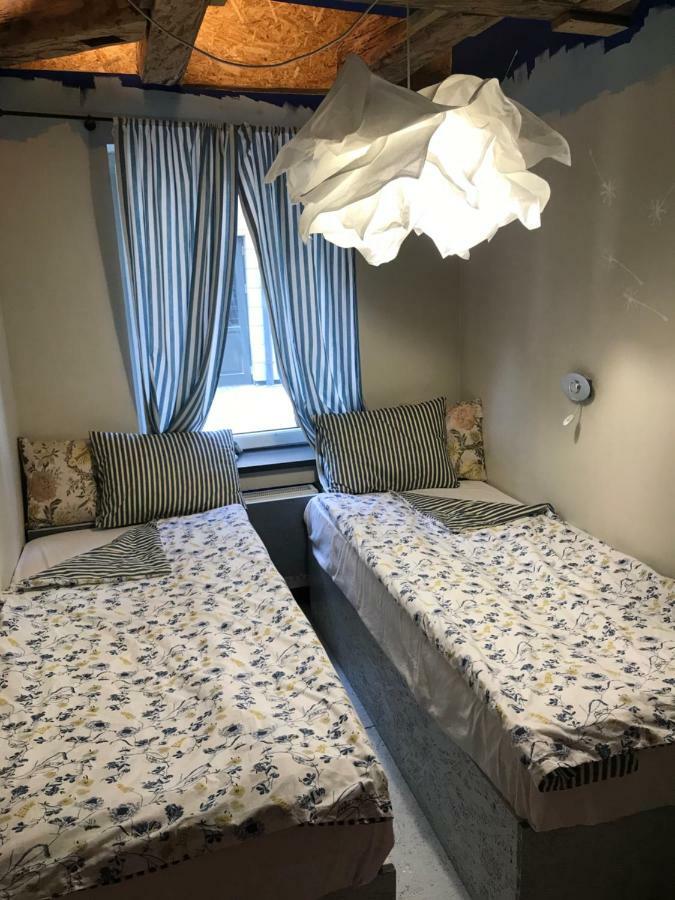Black Flamingo Guest house *